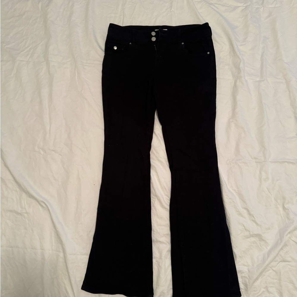 PACSUN LOW RISE FLARE JEANS